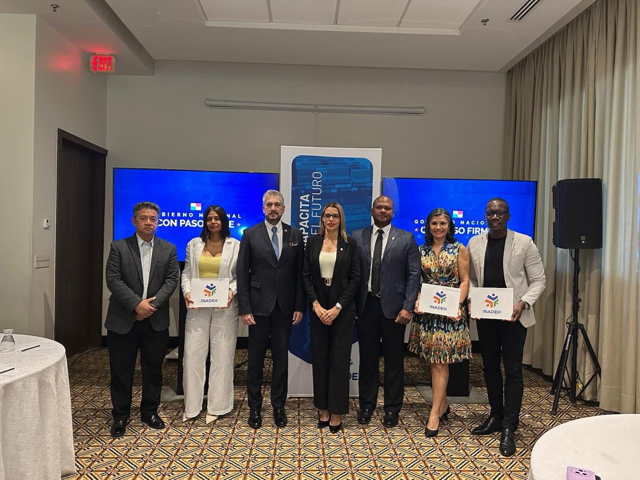 ¡Excelencia Educativa Garantizada! Masternova Recibe Acreditación Oficial del INADEH!